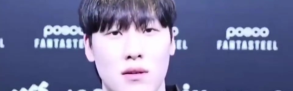 Zeka：Deft每周末拿手机都让我救救他，希望他好去好回吧?